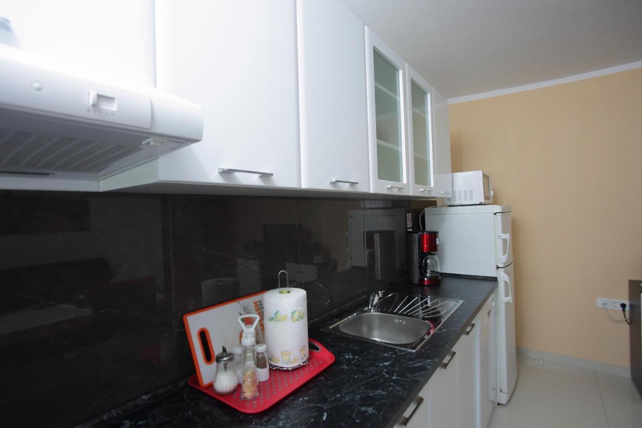 Apartman Luka Сплит Екстериор снимка