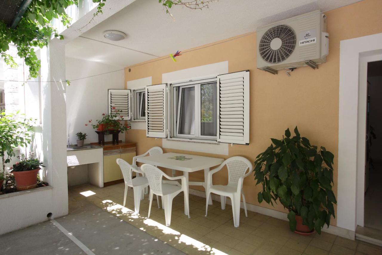 Apartman Luka Сплит Екстериор снимка