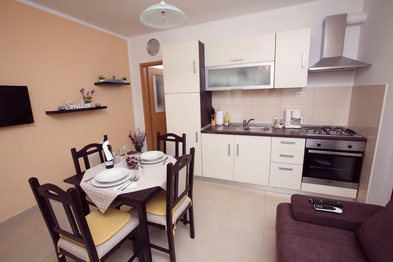 Apartman Luka Сплит Екстериор снимка