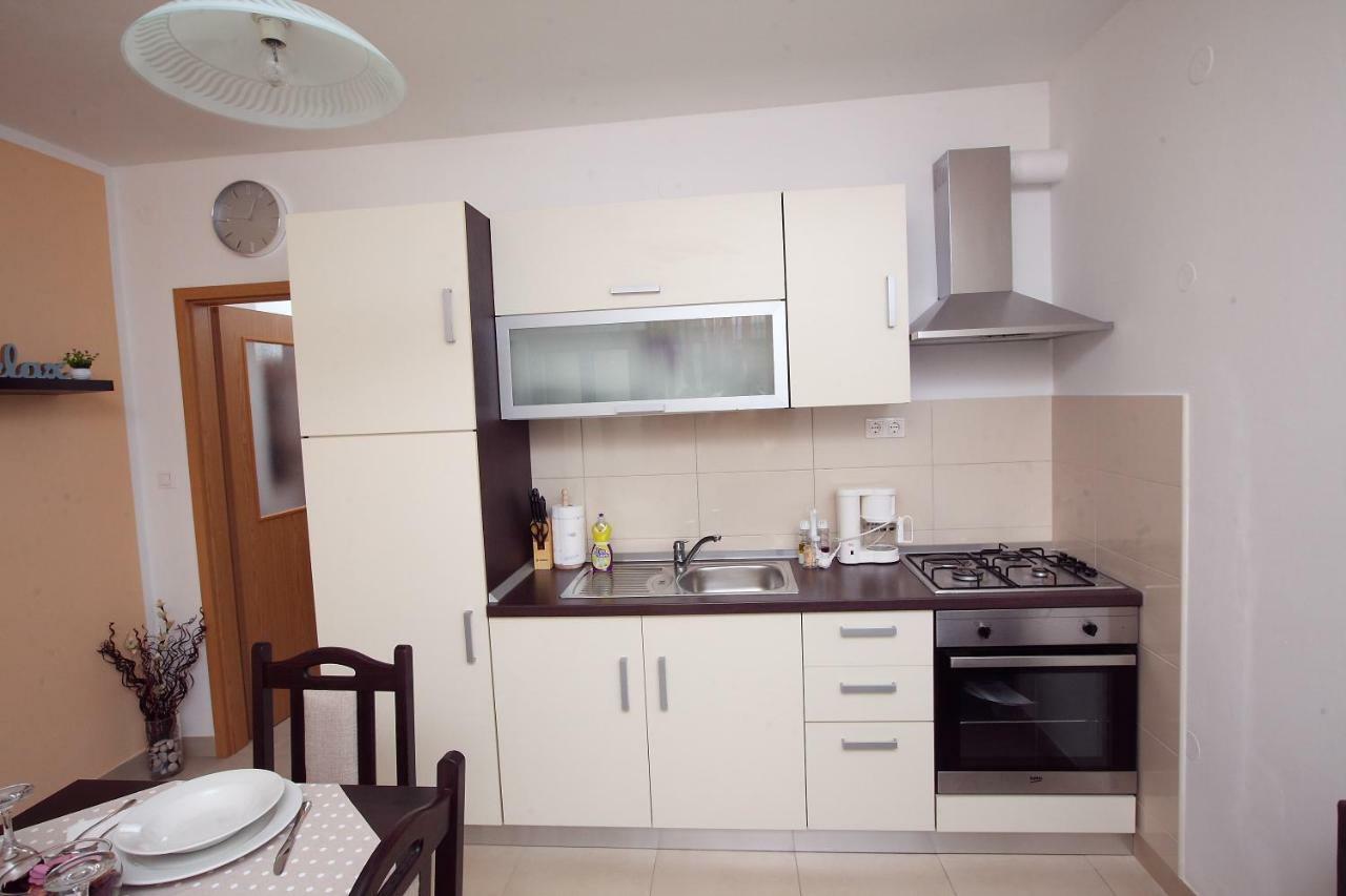 Apartman Luka Сплит Екстериор снимка